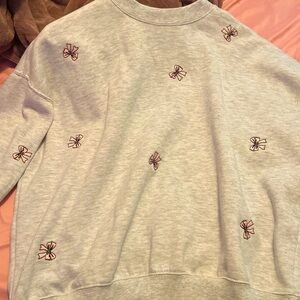 bow sweater